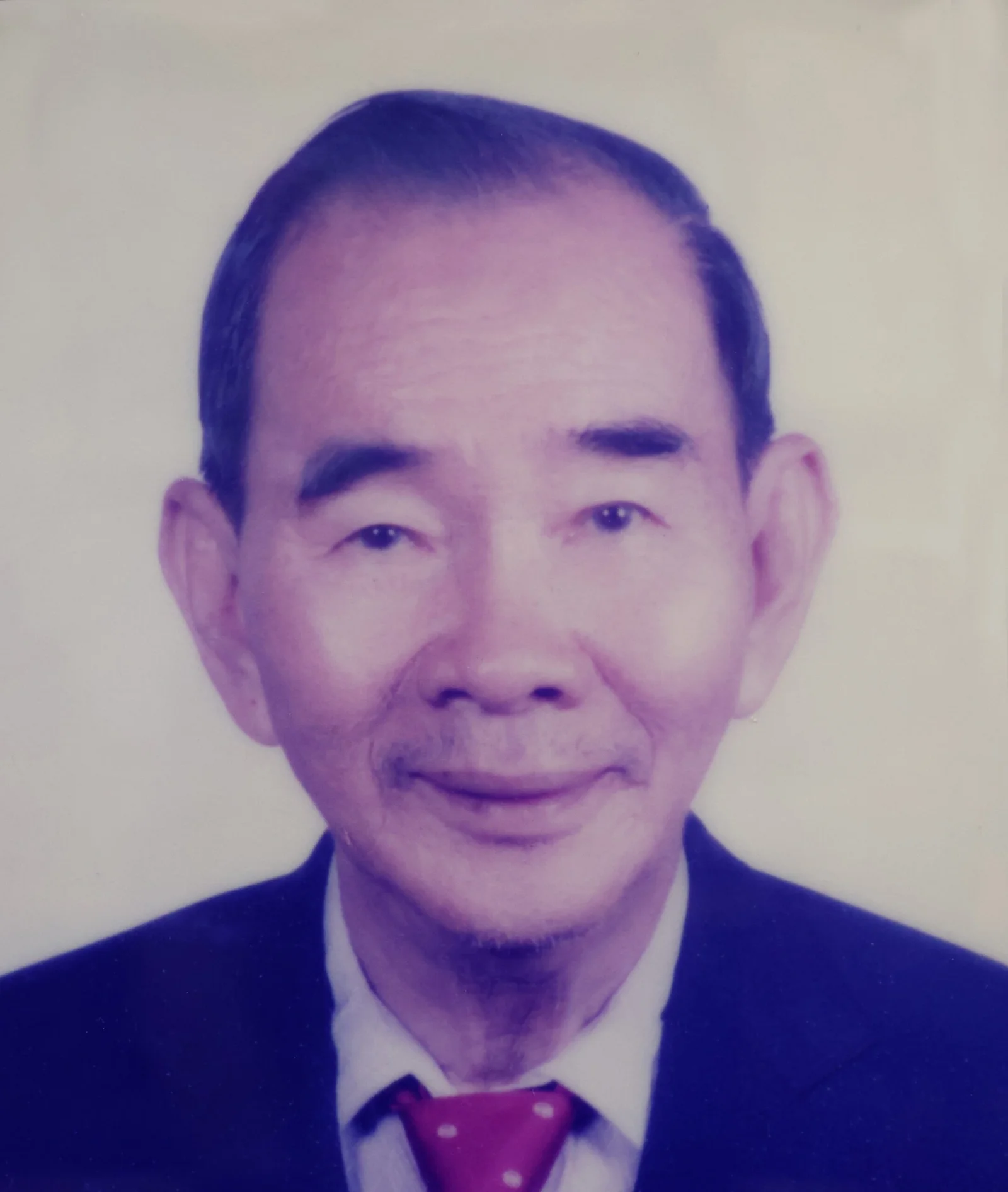 东渊 (已故)