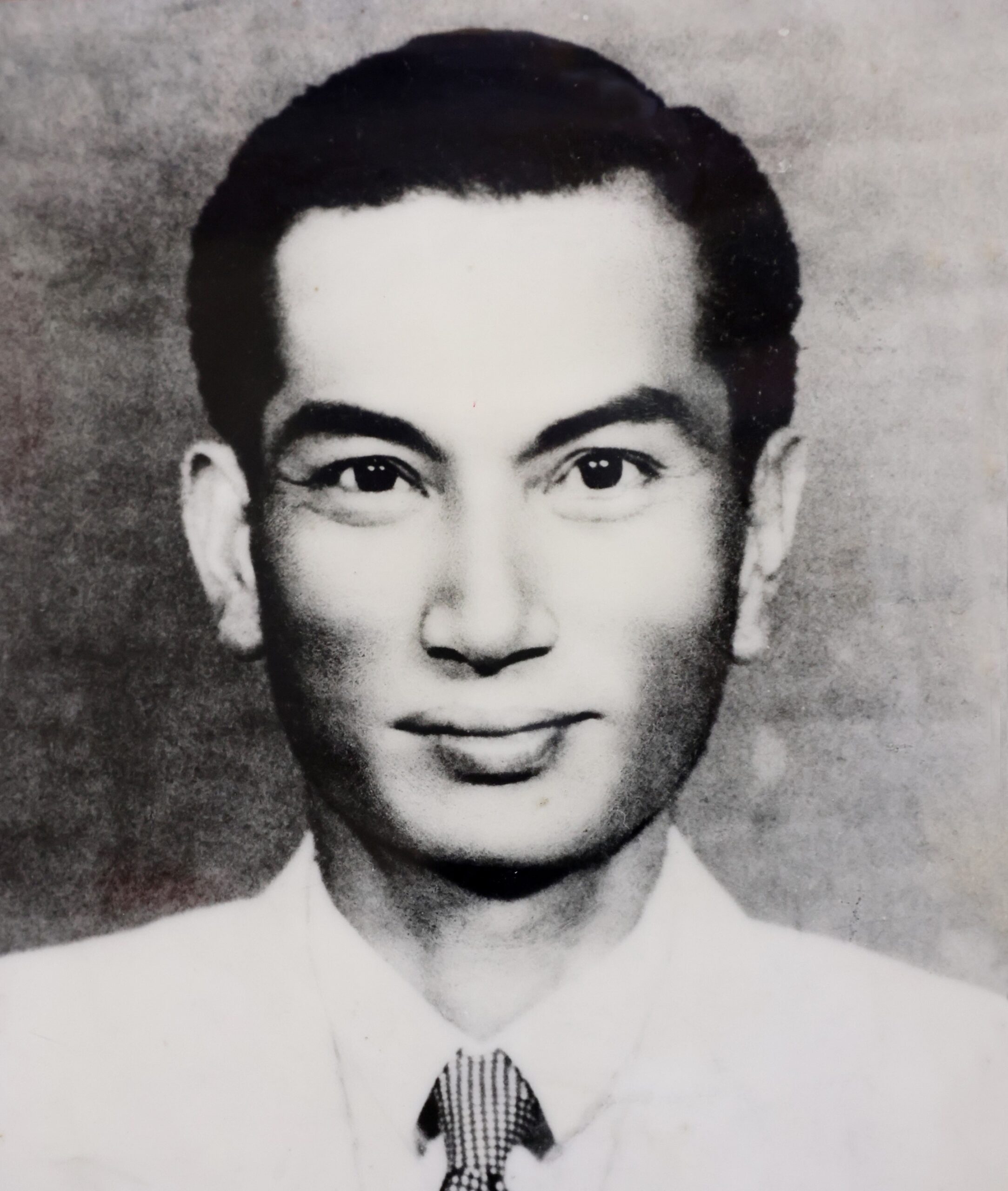佰谟 (已故)